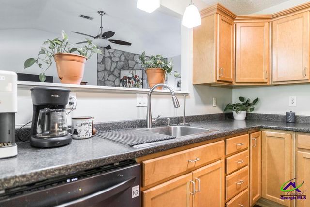 228 Lake Placid Drive, Bonaire, GA 31005