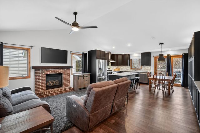 4717 Canfield Drive, Panora, IA 50216