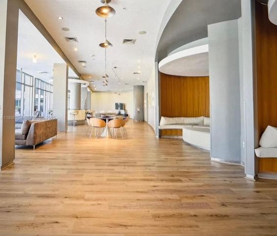 10275 Collins Avenue 333, Bal Harbour, FL 33154