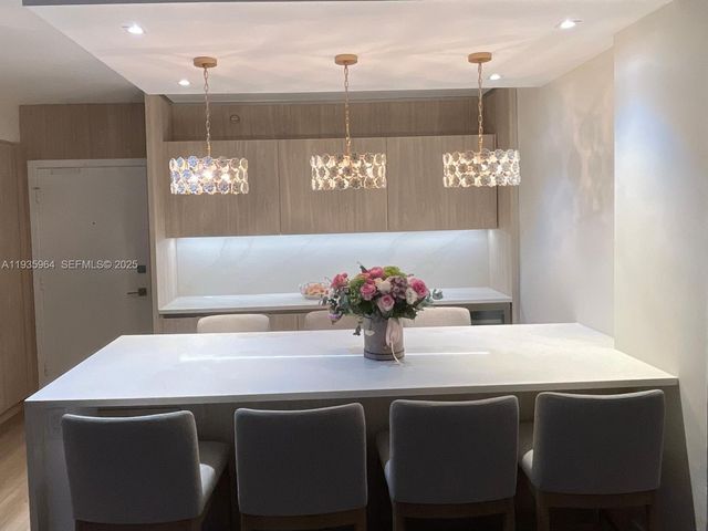 10275 Collins Avenue 333, Bal Harbour, FL 33154