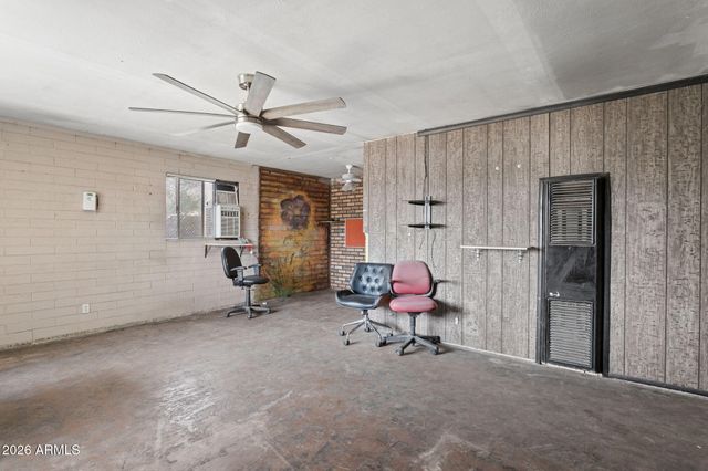 2930 E GRANADA Road, Phoenix, AZ 85008