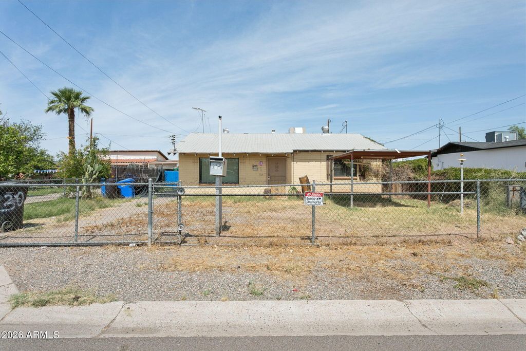 2930 E GRANADA Road, Phoenix, AZ 85008