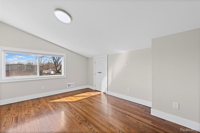 19615 Ingram Street, Livonia, MI 48152