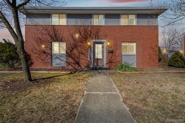 19615 Ingram Street, Livonia, MI 48152