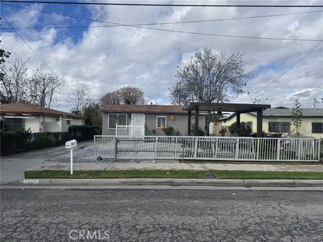 7429 Diamond, Riverside, CA 92504