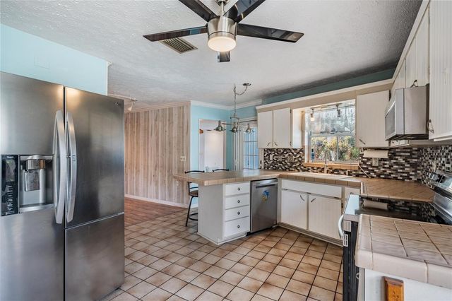 7450 LAKE FOREST CIRCLE, Port Richey, FL 34668