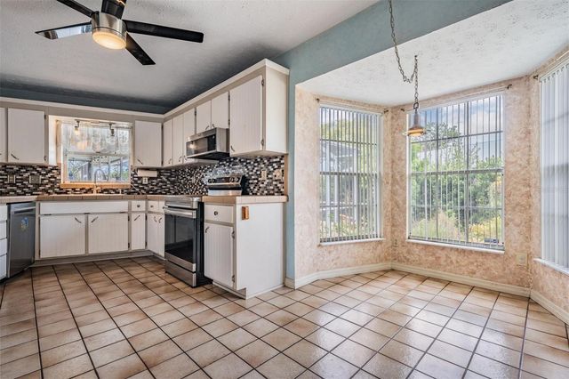 7450 LAKE FOREST CIRCLE, Port Richey, FL 34668