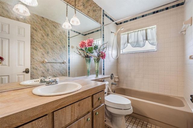 7450 LAKE FOREST CIRCLE, Port Richey, FL 34668