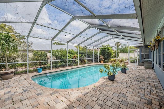 7450 LAKE FOREST CIRCLE, Port Richey, FL 34668