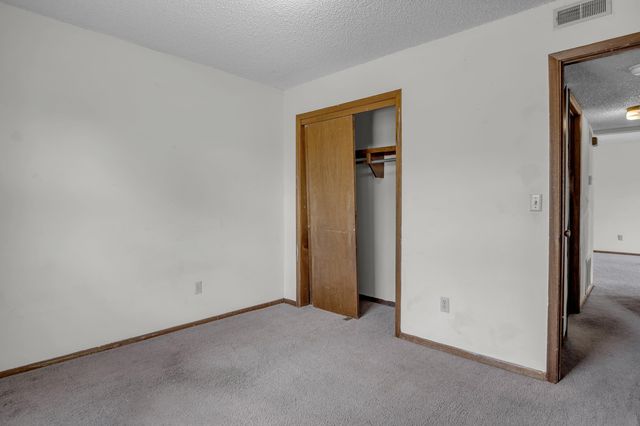 116 N Brunswick St, Wichita, KS 67212