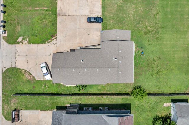 116 N Brunswick St, Wichita, KS 67212