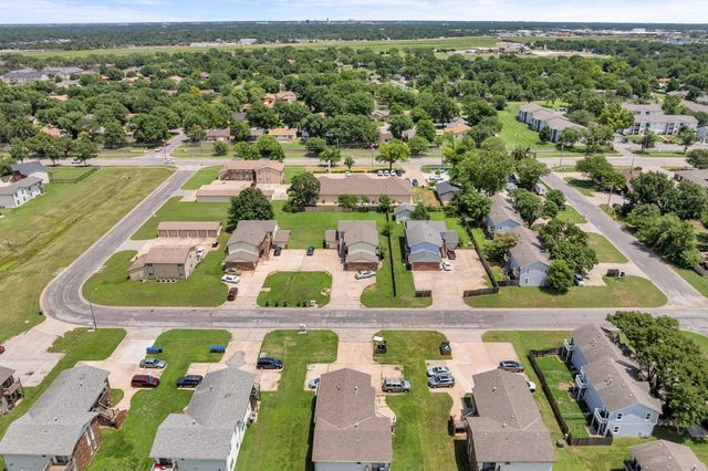 116 N Brunswick St, Wichita, KS 67212