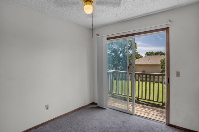 116 N Brunswick St, Wichita, KS 67212