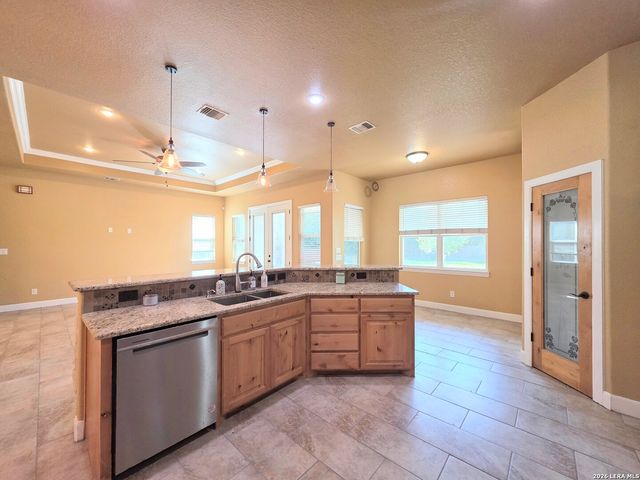 367 RIVER PARK DR, New Braunfels, TX 78130