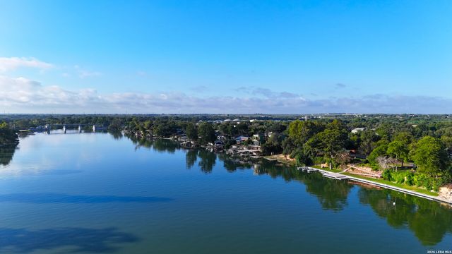 367 RIVER PARK DR, New Braunfels, TX 78130