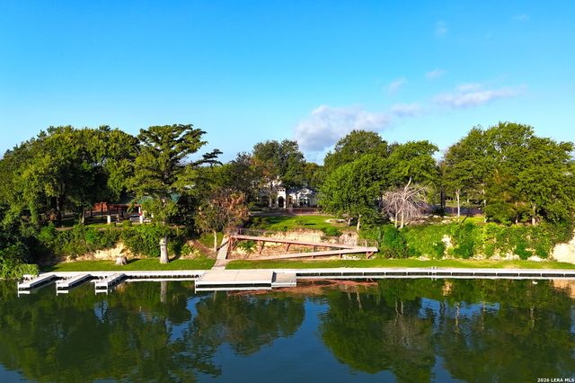367 RIVER PARK DR, New Braunfels, TX 78130