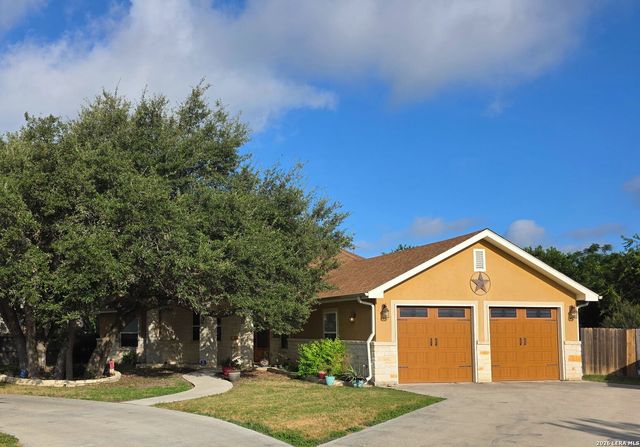 367 RIVER PARK DR, New Braunfels, TX 78130