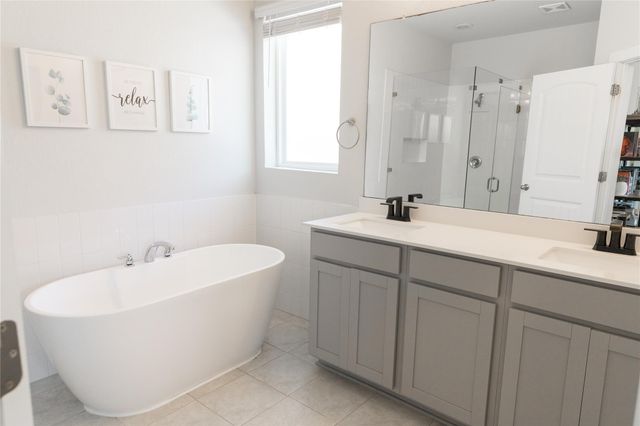 304 Winding Hollow LN, Georgetown, TX 78628