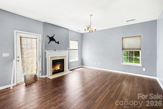 3306 Daniel Place Drive, Charlotte, NC 28213