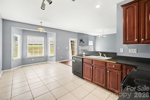 3306 Daniel Place Drive, Charlotte, NC 28213