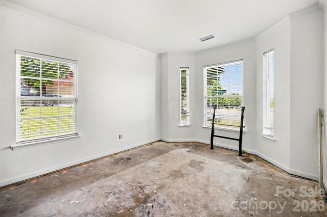 3306 Daniel Place Drive, Charlotte, NC 28213