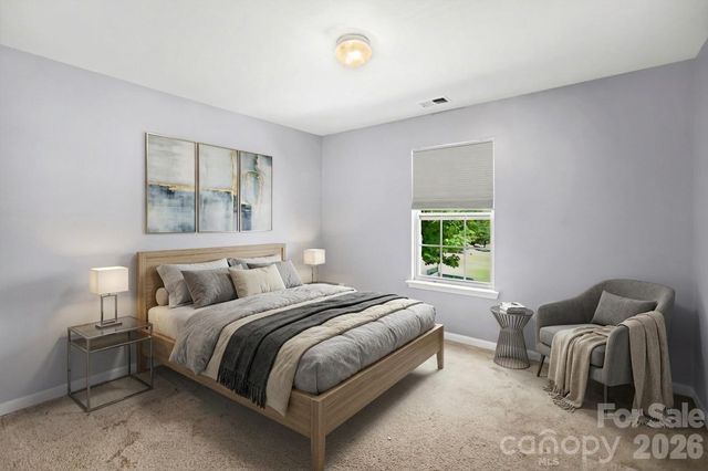 3306 Daniel Place Drive, Charlotte, NC 28213
