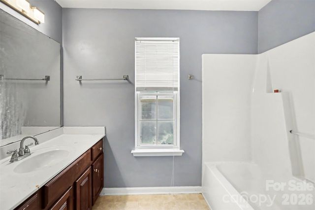 3306 Daniel Place Drive, Charlotte, NC 28213