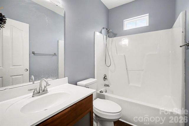 3306 Daniel Place Drive, Charlotte, NC 28213