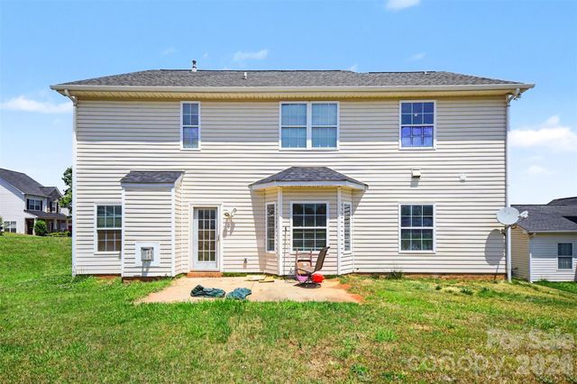 3306 Daniel Place Drive, Charlotte, NC 28213