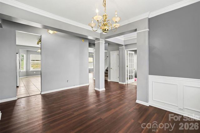 3306 Daniel Place Drive, Charlotte, NC 28213