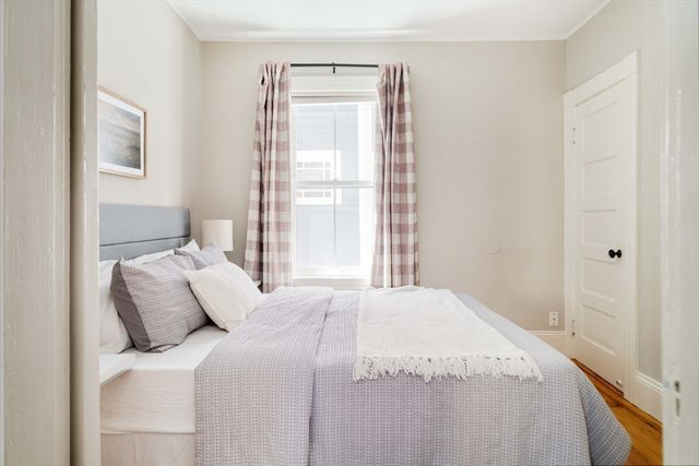 87 Kinnaird St. 2, Cambridge, MA 02139