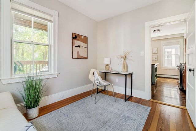 87 Kinnaird St. 2, Cambridge, MA 02139