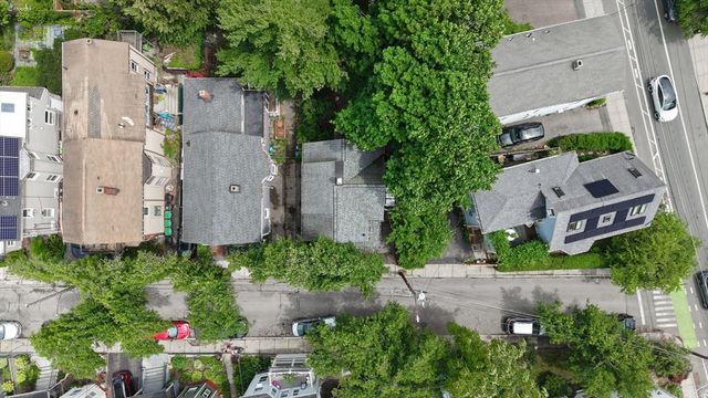 9 Hall St., Somerville, MA 02144
