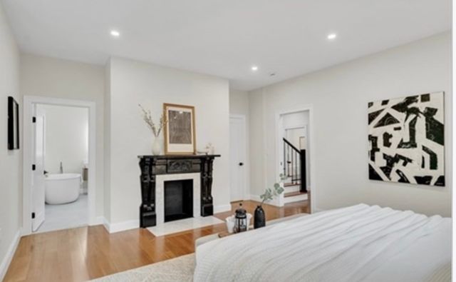 14 Summit St a, Newton, MA 02458