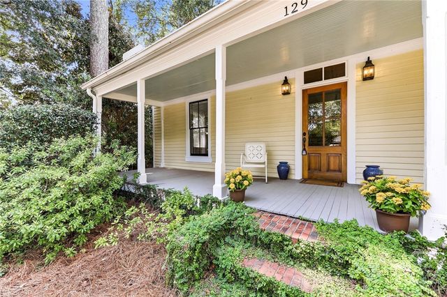 129 N Church Street, Bogart, GA 30622