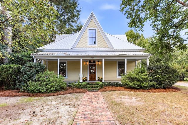 129 N Church Street, Bogart, GA 30622
