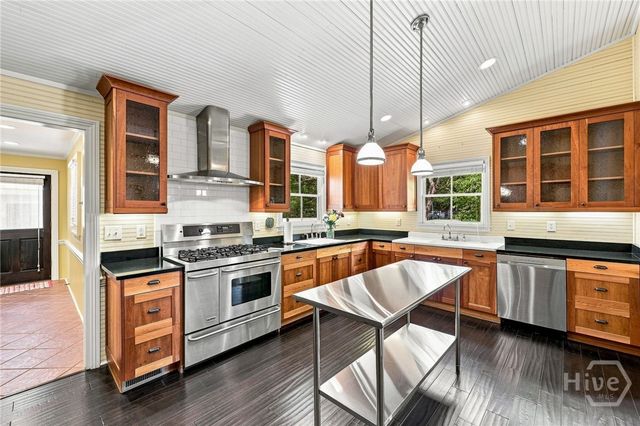 129 N Church Street, Bogart, GA 30622