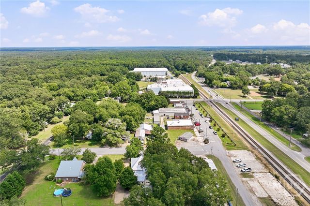 129 N Church Street, Bogart, GA 30622
