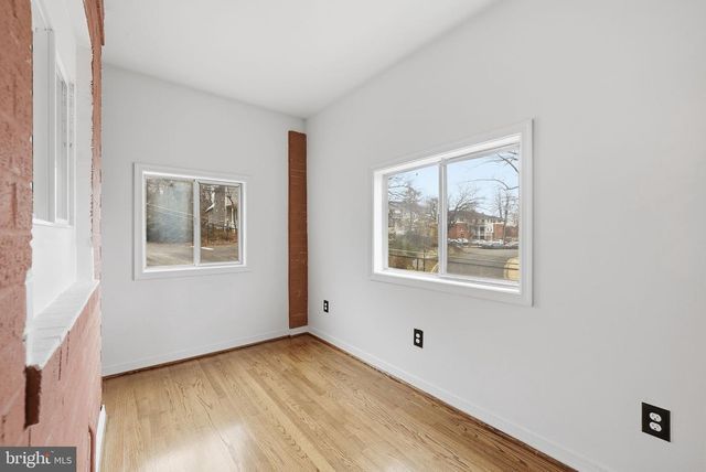 2030 N QUINN ST, Arlington, VA 22209