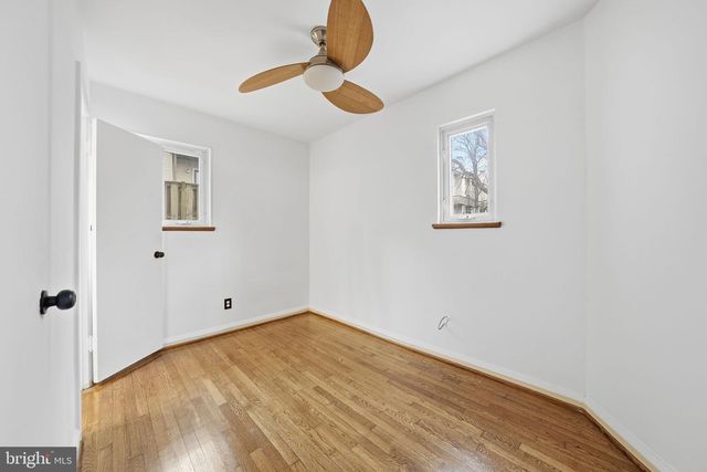 2030 N QUINN ST, Arlington, VA 22209