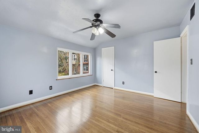 2030 N QUINN ST, Arlington, VA 22209