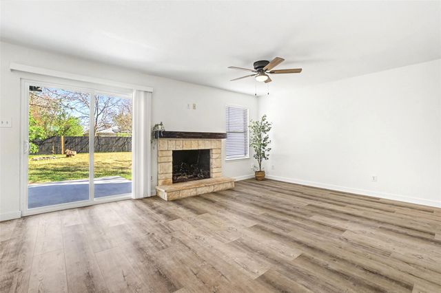 1403 Greenfield DR, Round Rock, TX 78664