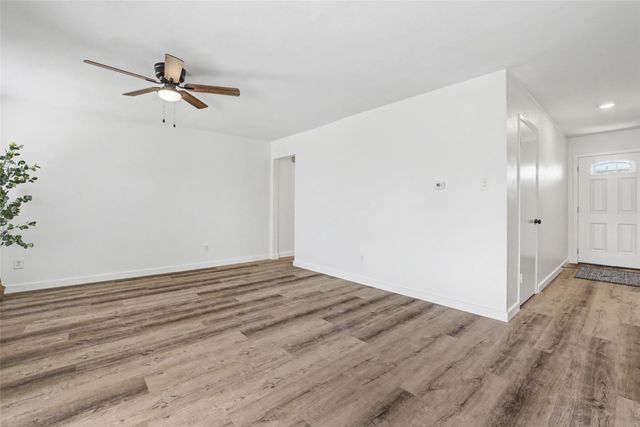 1403 Greenfield DR, Round Rock, TX 78664