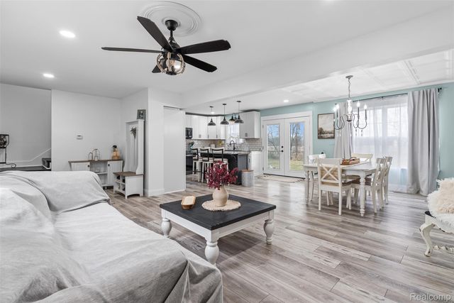 2010 W Willard Road, Birch Run Township, MI 48420