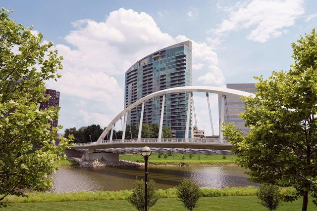 1 Miranova Place, 805, Columbus, OH 43215