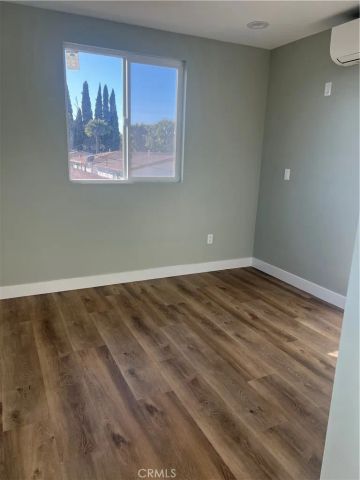 4966 Oregon Ave E, Long Beach, CA 90805