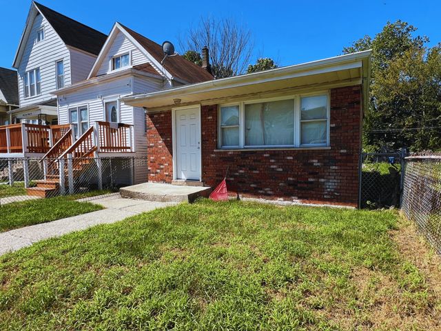 6728 S Carpenter Street, Chicago, IL 60621