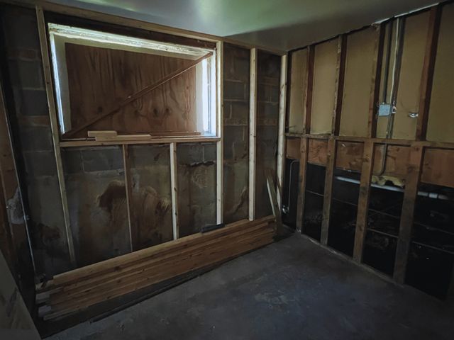 6728 S Carpenter Street, Chicago, IL 60621
