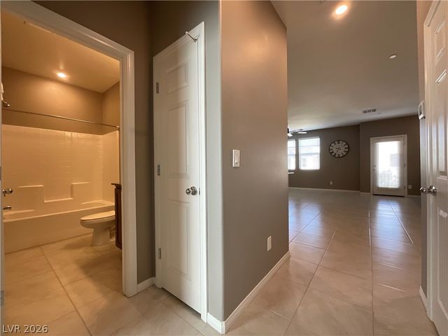 6230 Runestone Street, Las Vegas, NV 89113