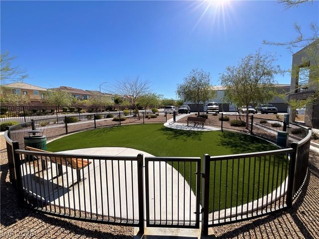6230 Runestone Street, Las Vegas, NV 89113